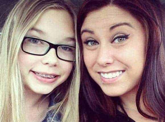 Whitney Scott's sisters/Eminem's daughter Hailie Jade and Alaina Marie(Eminem's adopted daughter)