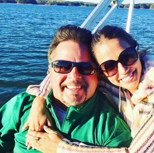 Beautiful Couple: Tim Yeager happily hugging with his wife Robin Meade