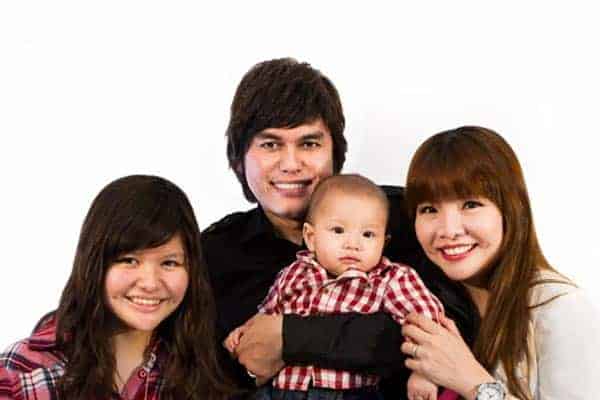 Joseph Prince married with wife Wendy Prince with two children