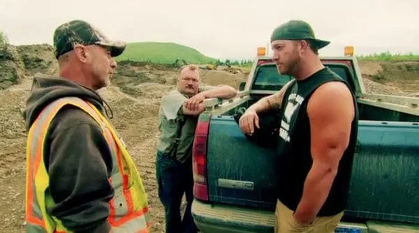 Reality Show "Gold Rush" cast Rick Ness working with members
