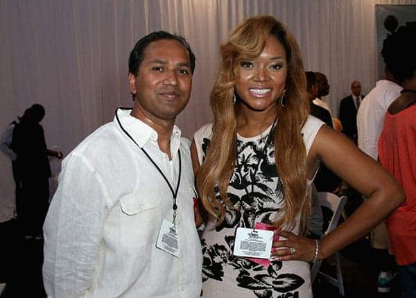 Beautiful Couple: Mariah Huq and Aydin Huq announcing pregnancy