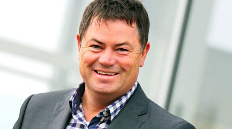 Mike Brewer Net Worth: Wife Michelle Brewer, Age In Wiki Bio 2022 ...