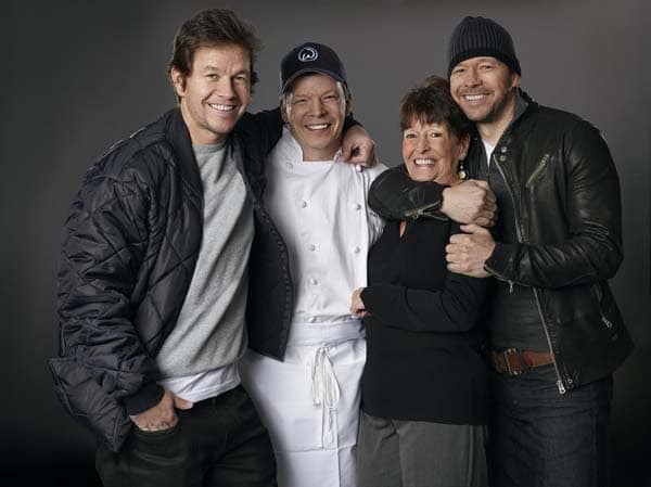 Image of Alma Wahlberg with her sons