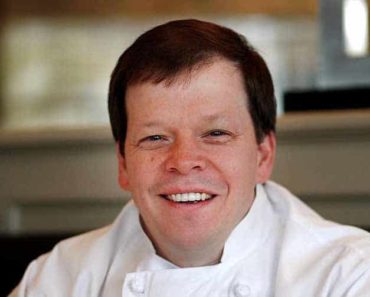 Paul Wahlberg and his Net Worth, Wife, Age, Height