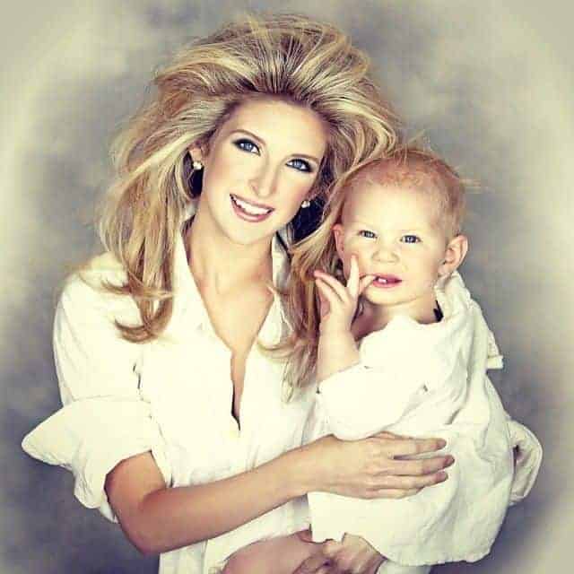 Lindsie Chrisley with her son