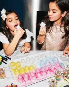 Geoffrey Zakarian Net Worth, Age, Wife, Ex-wife Heather Karaman, Gay