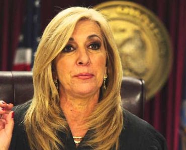 Image of Patricia DiMango Married to Husband? Her Salary revealed