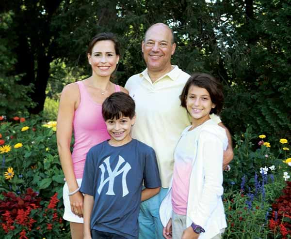 Image of Consultant Ari Fleischer with his wife Rebecca Davis and their kids