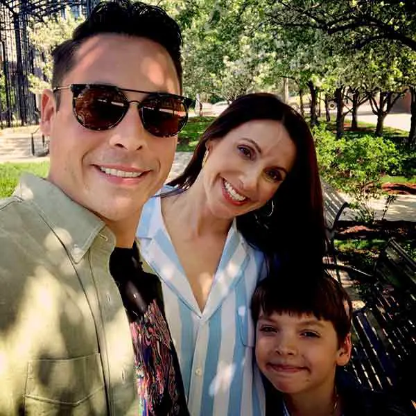 Image of Jeff Mauro with his wife Sarah Mauro. and their kid