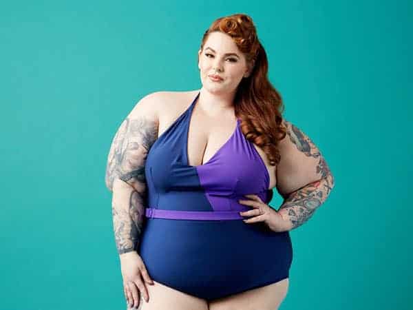 Image of Makeup Artist Tess Holliday weight is 20st and 6lbs