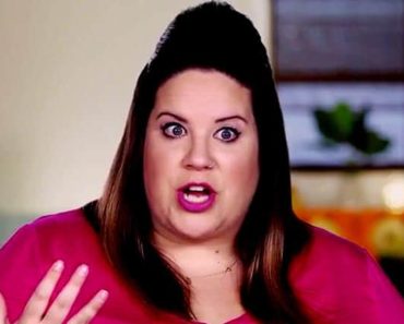 Image of Whitney Way Thore Net Worth. Married To husband Or Engaged To Fiancé