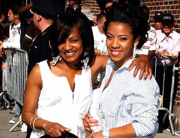 Image of Keyshia Cole with her mother Francine Lons