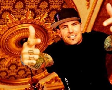 Image of Rapper Vanilla Ice Net Worth, House, Age, Height.