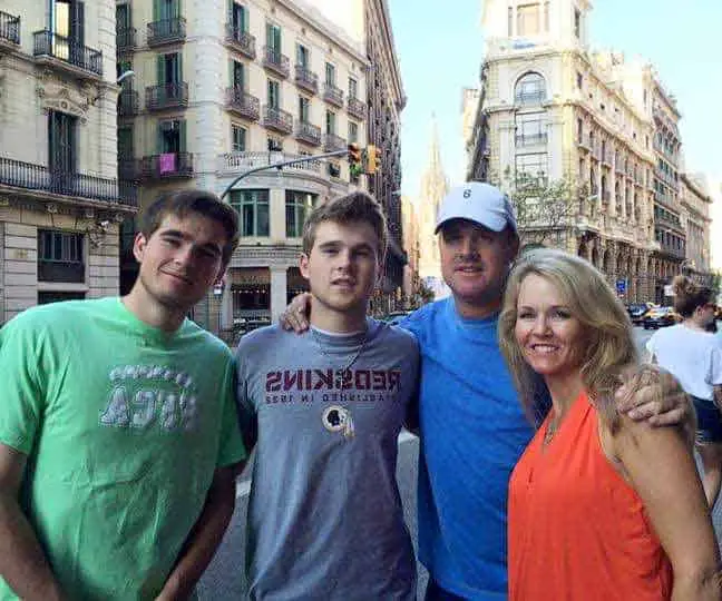 Image of Jay Gruden wife Sherry Gruden with their sons