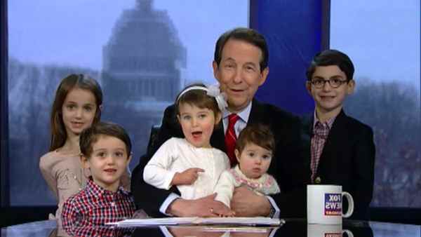 Image of Chris Wallace with his kids