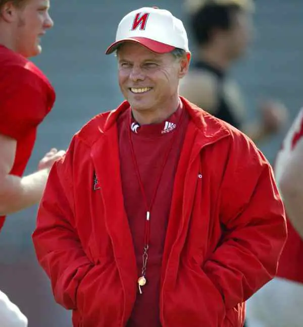 Image of Frank Solich height is 6 feet