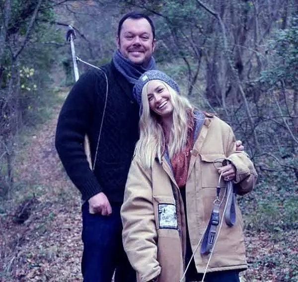 Image of Beth Behrs with her husband Michael Gladis
