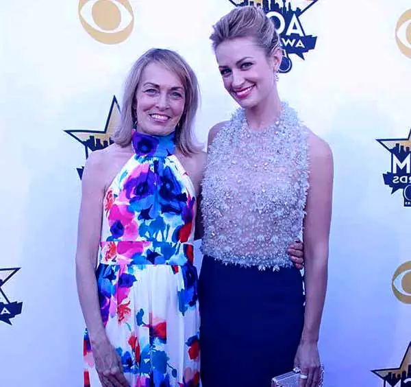 Image of Beth Behrs with her mother Maureen Behrs