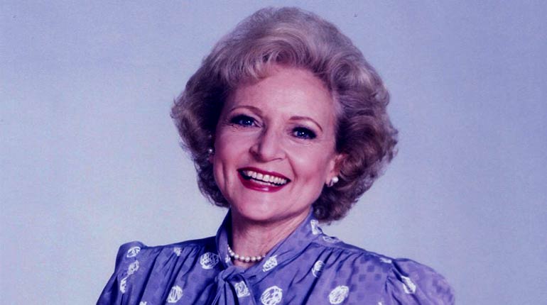Image of Betty White: Net worth, Salary, Sources of income, House, Cars, Career info