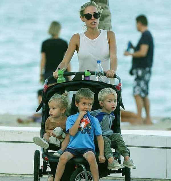 Image of Kristin Cavallari with her kids