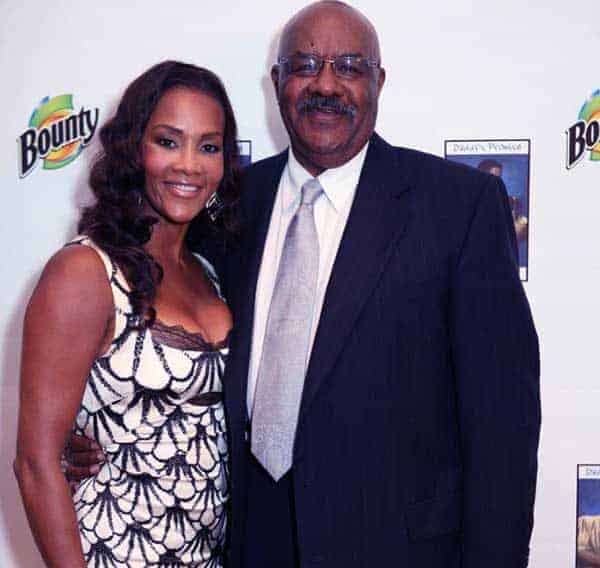 Image of Vivica A. Fox with her father William Fox