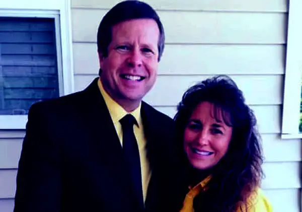 Image of Jim Bob Duggar with his wife Michaell Duggar