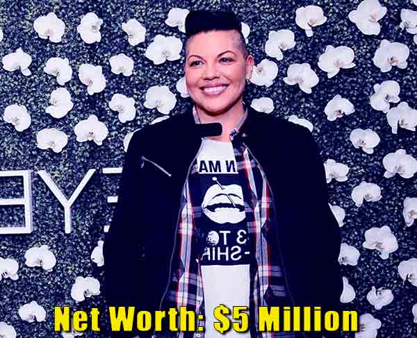 Image of SInger, Sara Ramirez net worth is $5 million
