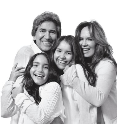Image of Catherine Bach with her family