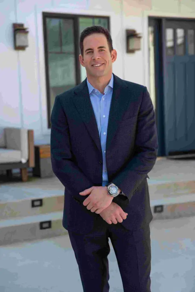 Image of Tarek El Moussa in black suit