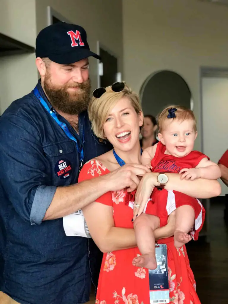 Image of Ben and Erin Napier with their kid