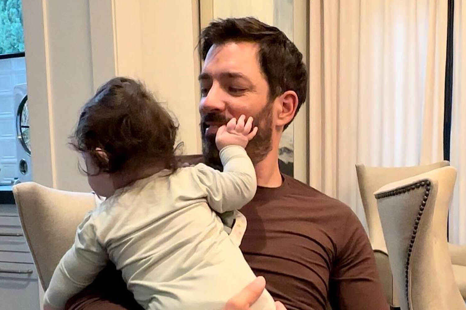 Image of Drew scott with his son Parker James scott