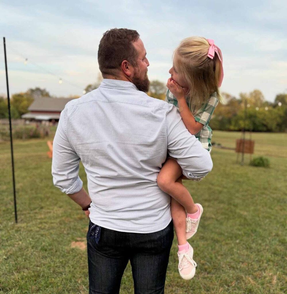 Image of Fans React to Erin’s Family Post